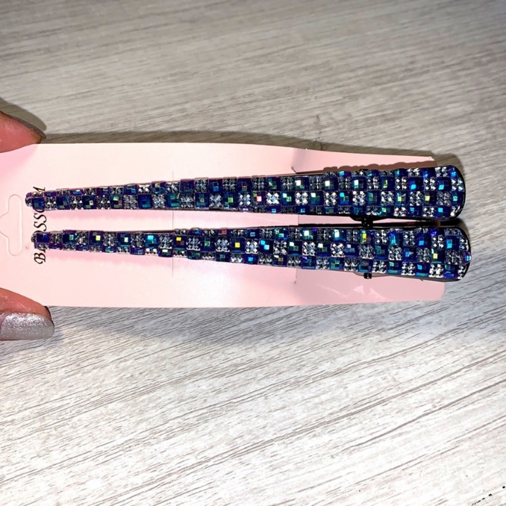 Alligator hair clip